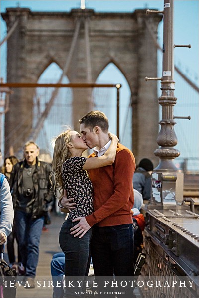 Brooklyn Bridge engagement10.jpg
